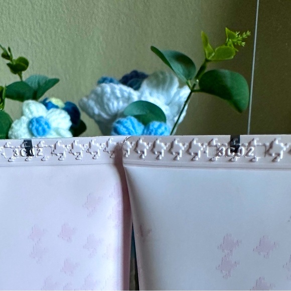 Miss Dior Rose Sorbet Shimmering Body Gel & Granita Exfoliating Body Shower Milk - Picture 6 of 9